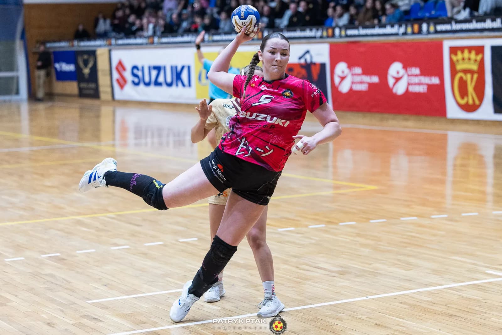 Galeria zdjęć z meczu Suzuki Korona Handball -Elmas-KPS APR Radom,   📷fot. Patryk Ptak