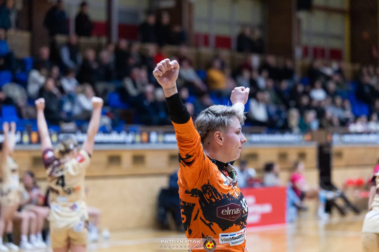 Galeria zdjęć z meczu Suzuki Korona Handball -Elmas-KPS APR Radom,   📷fot. Patryk Ptak