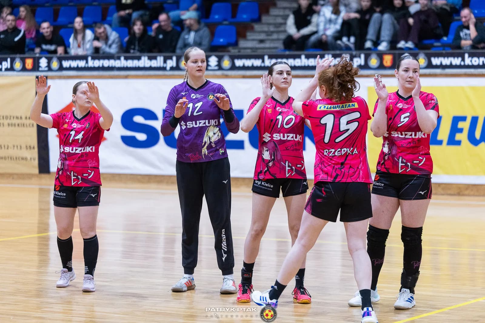 Galeria zdjęć z meczu Suzuki Korona Handball -Elmas-KPS APR Radom,   📷fot. Patryk Ptak