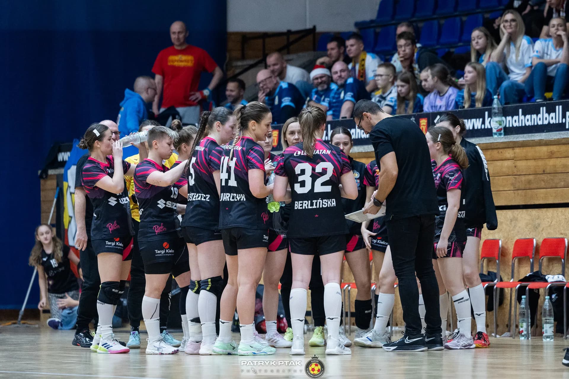 Zdjęcia z meczu Suzuki Korona Handball Kielce – ENERGA Sambor Tczew