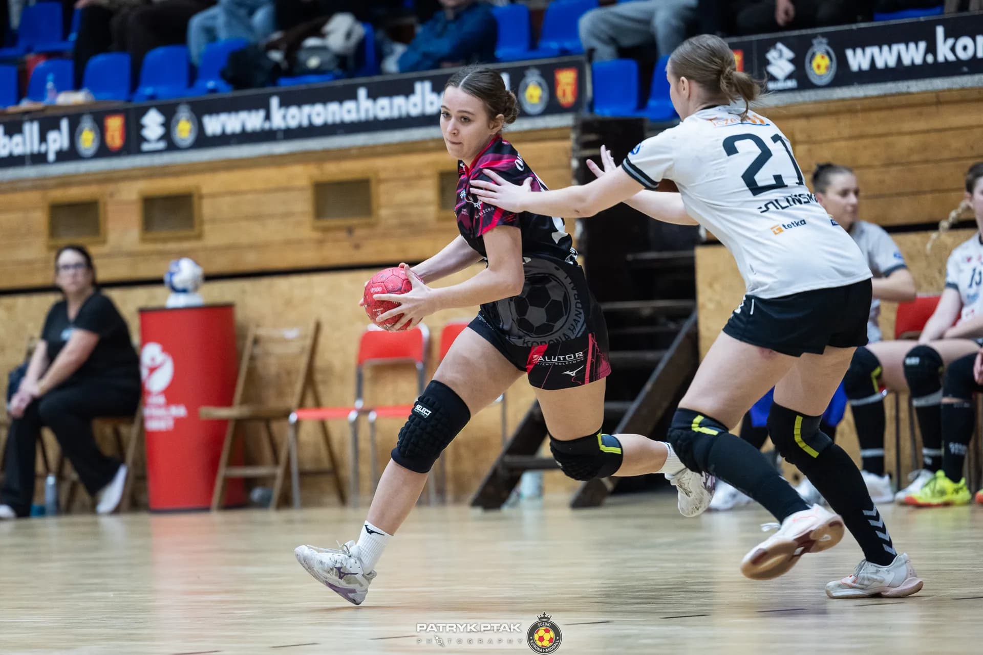 Zdjęcia z meczu Suzuki Korona Handball Kielce – ENERGA Sambor Tczew