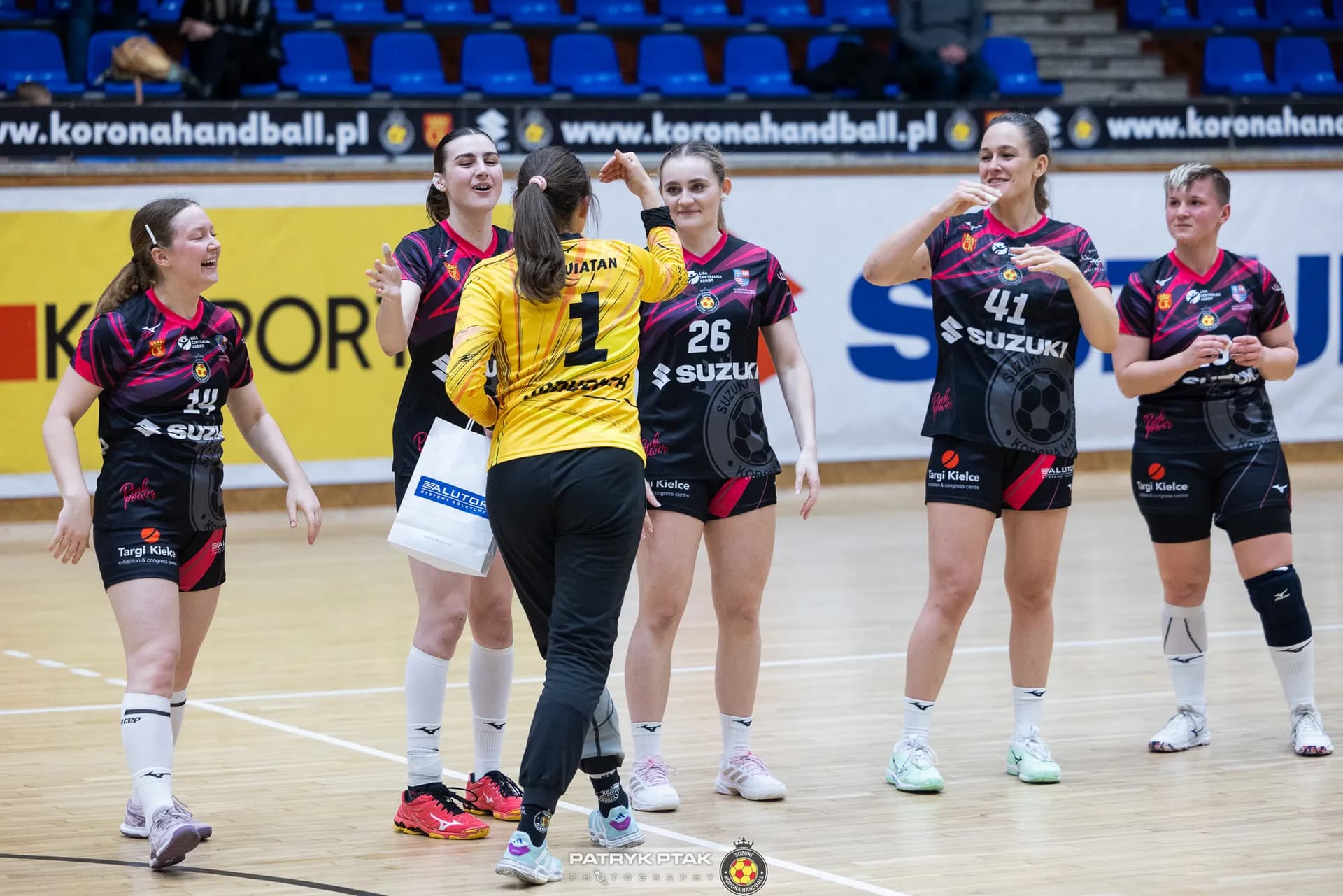 Zdjęcia z meczu Suzuki Korona Handball Kielce – ENERGA Sambor Tczew