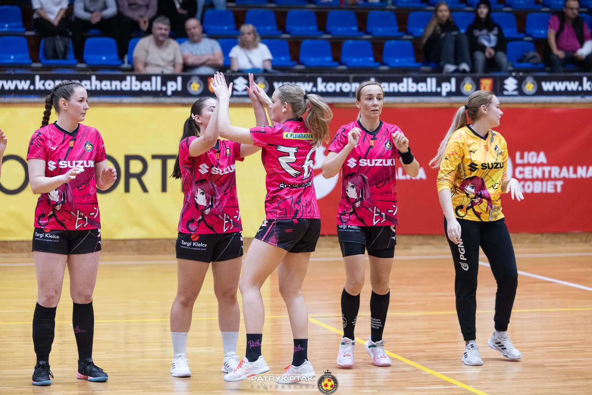 Suzuki Korona Handball Kielce vs UKS Dziewiątka Legnica