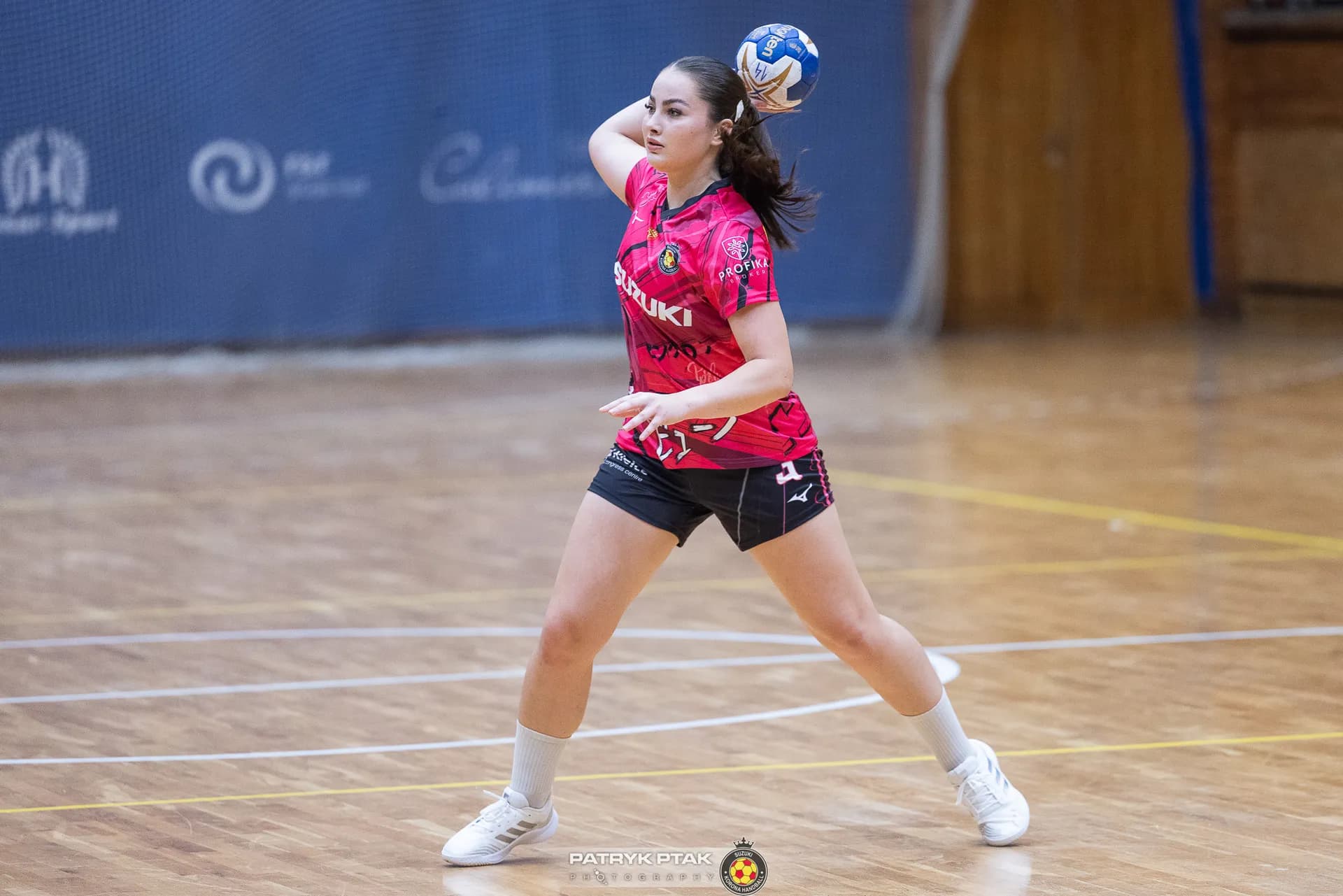 Suzuki Korona Handball Kielce vs UKS Dziewiątka Legnica