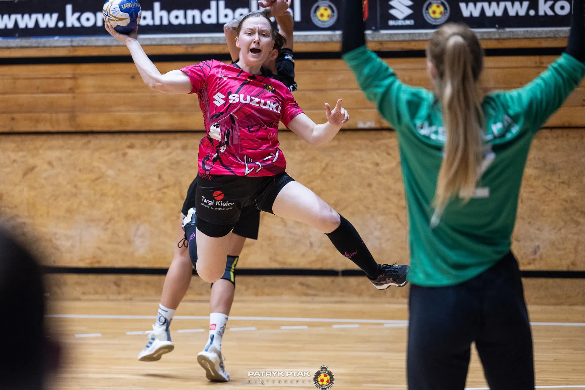 Suzuki Korona Handball Kielce vs UKS Dziewiątka Legnica