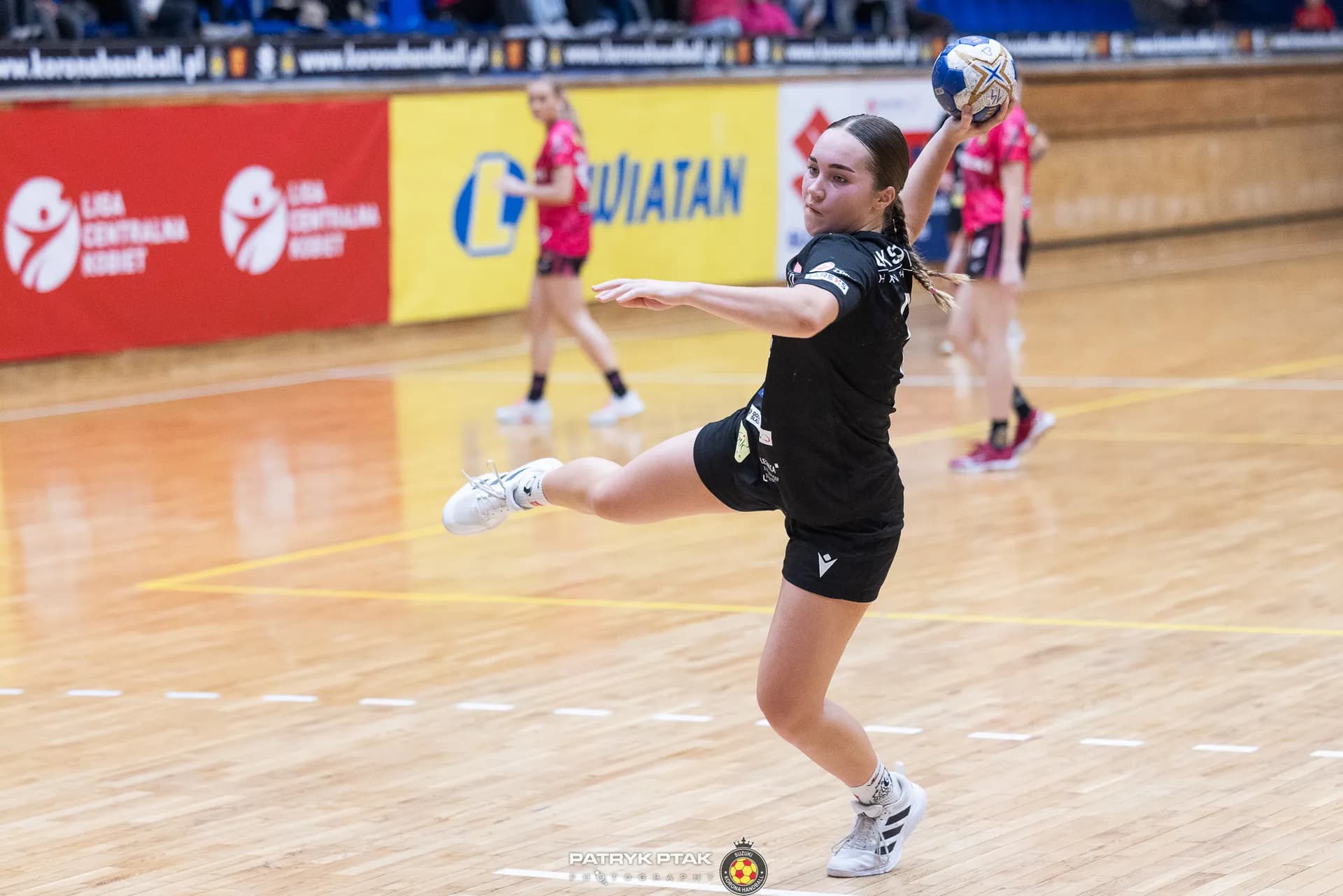 Suzuki Korona Handball Kielce vs UKS Dziewiątka Legnica