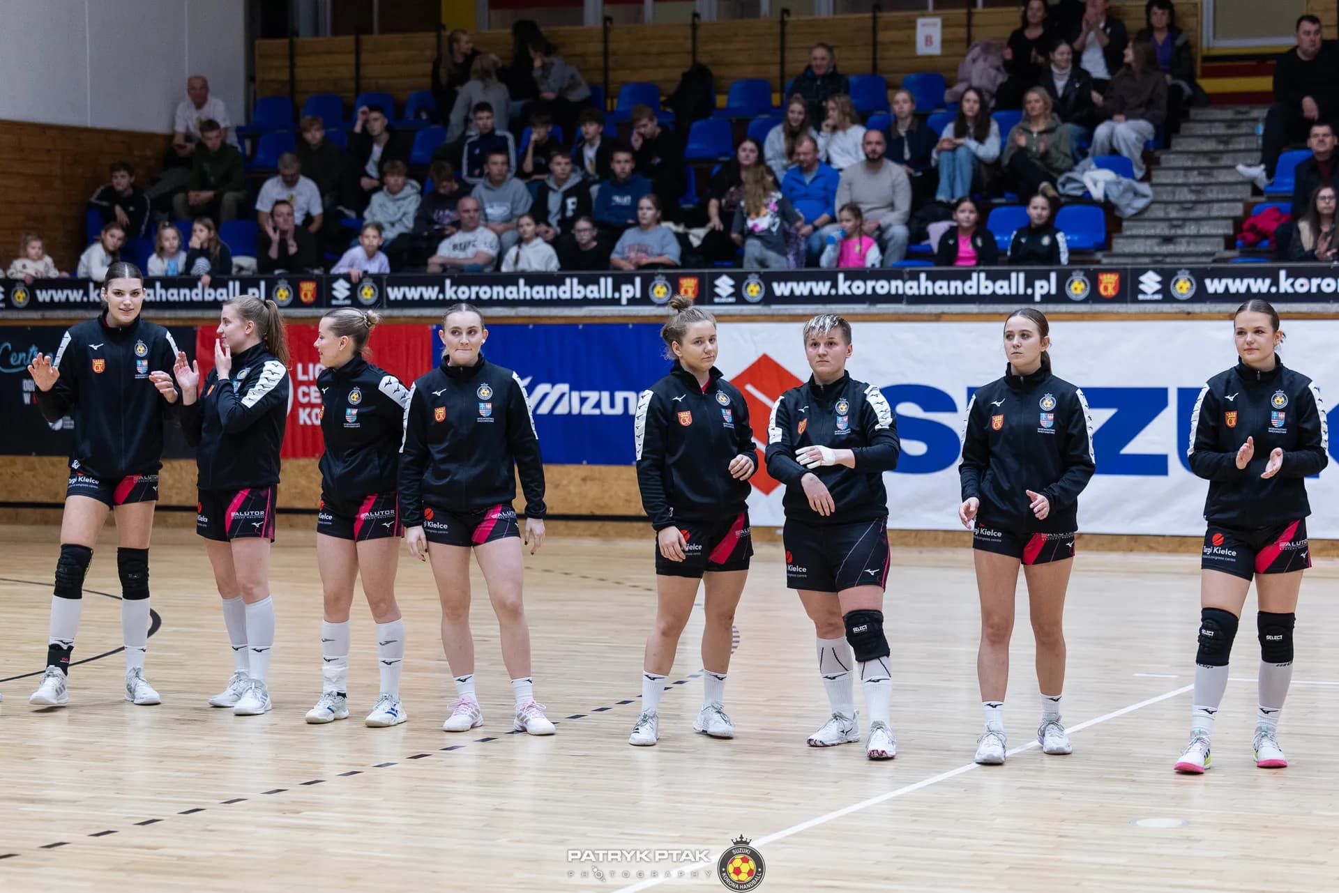 Zdjęcia z meczu Suzuki Korona Handball Kielce – MTS Żory