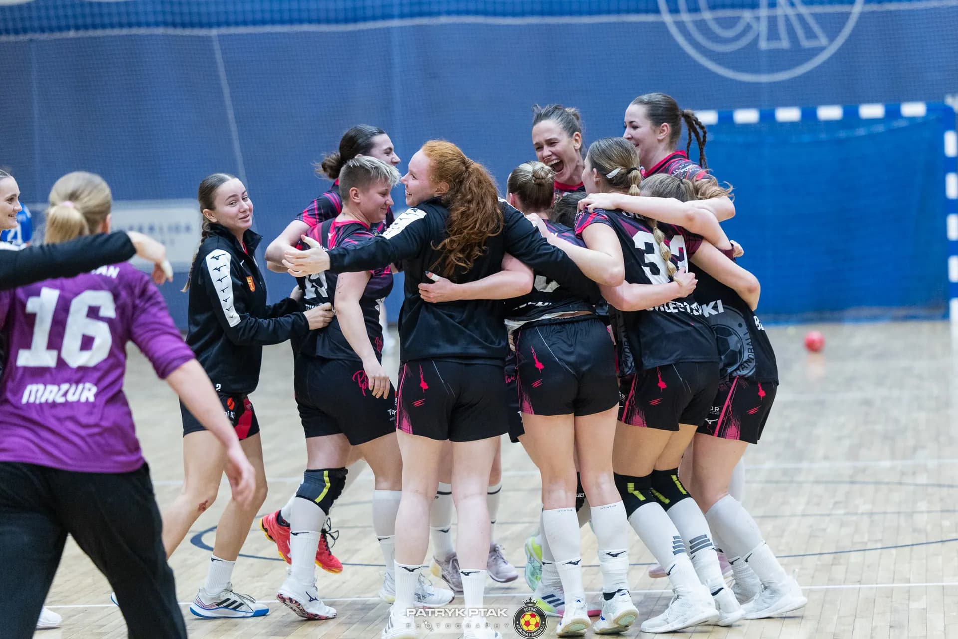 Zdjęcia z meczu Suzuki Korona Handball Kielce – MTS Żory