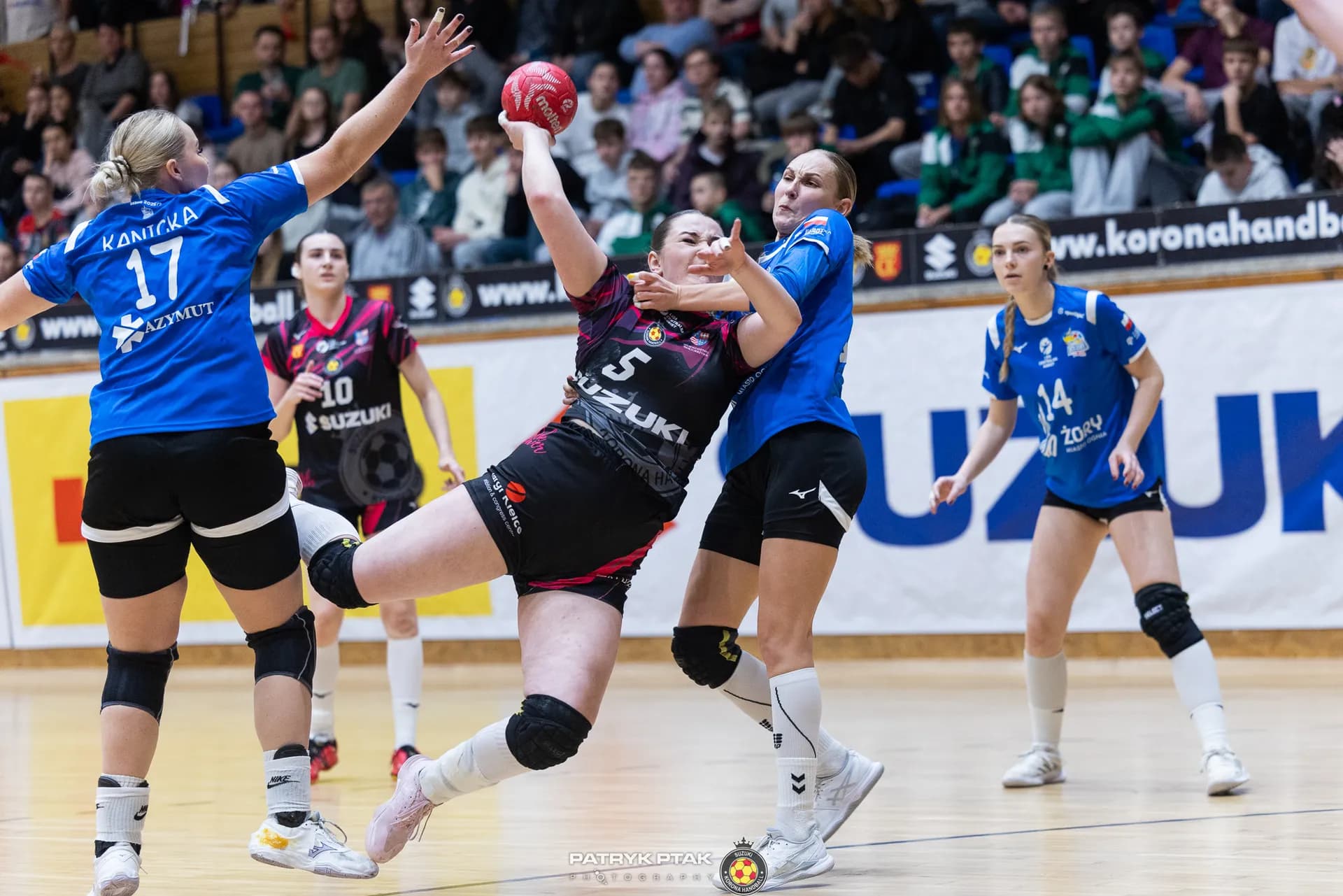Zdjęcia z meczu Suzuki Korona Handball Kielce – MTS Żory