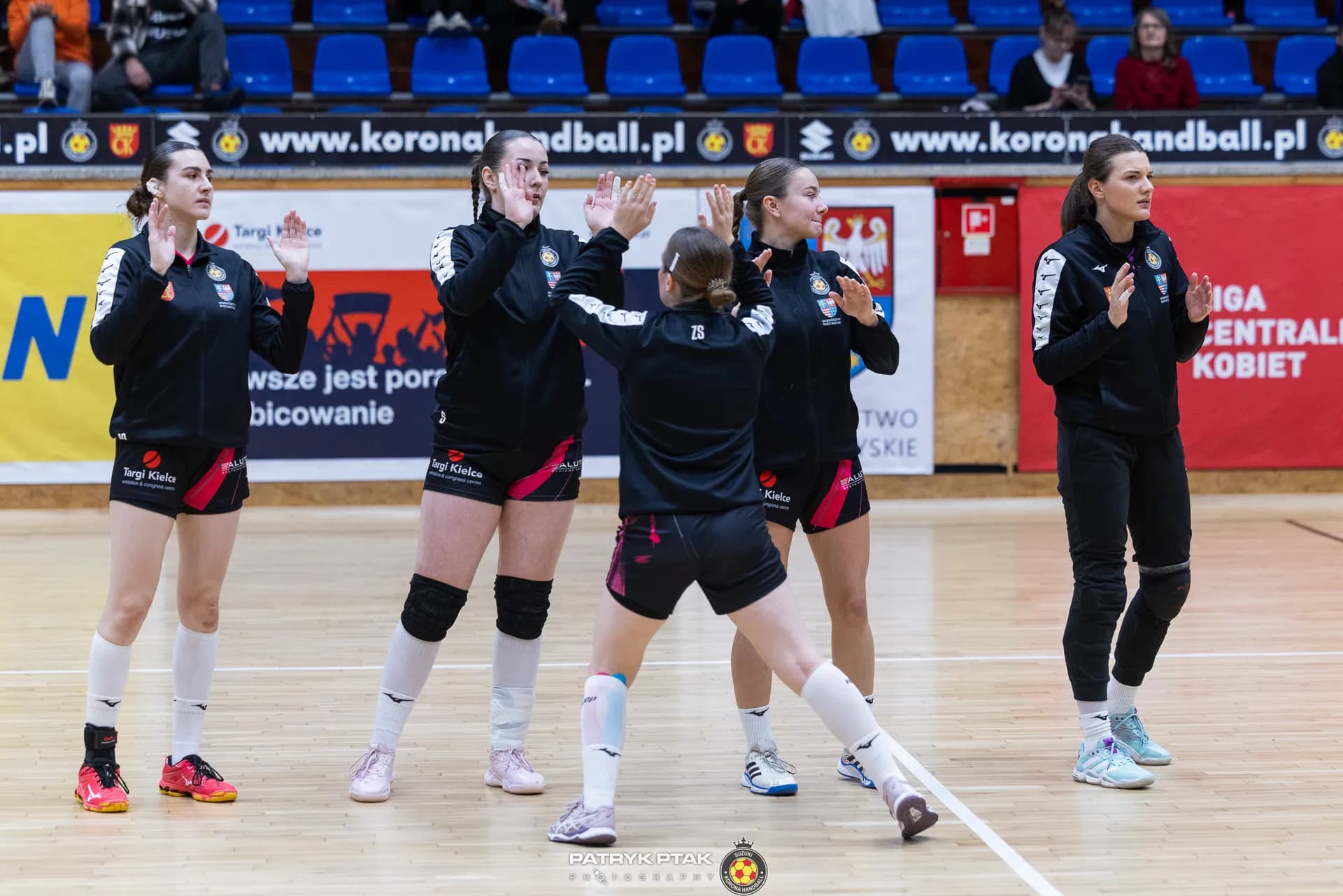 Zdjęcia z meczu Suzuki Korona Handball Kielce – MTS Żory