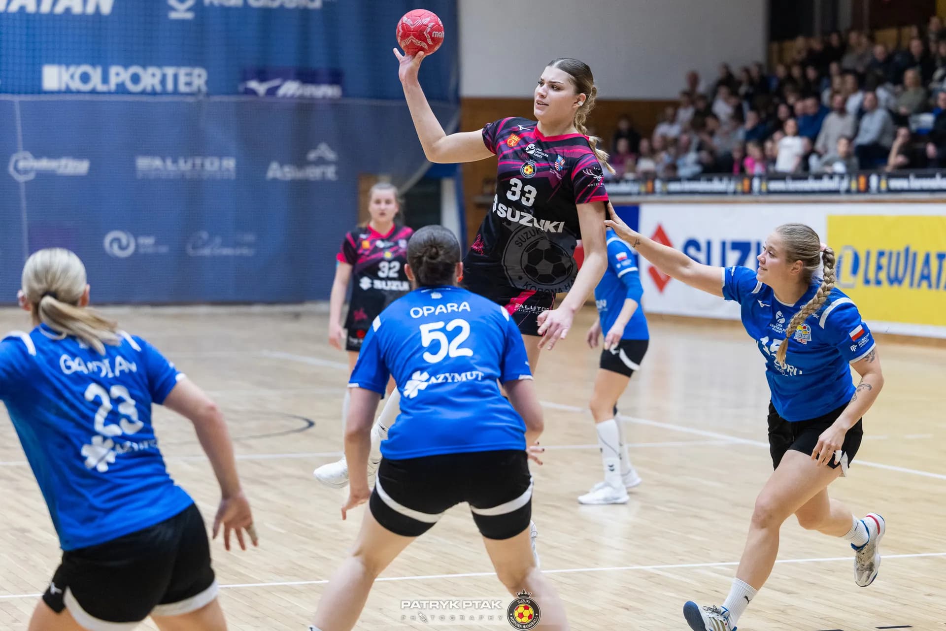 Zdjęcia z meczu Suzuki Korona Handball Kielce – MTS Żory