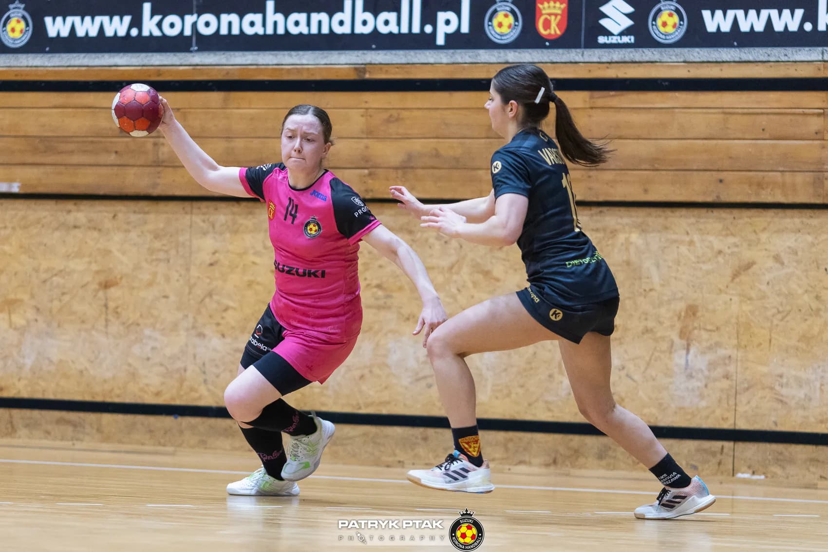 Suzuki Korona Handball Kielce vs UKS Varsovia Warszawa