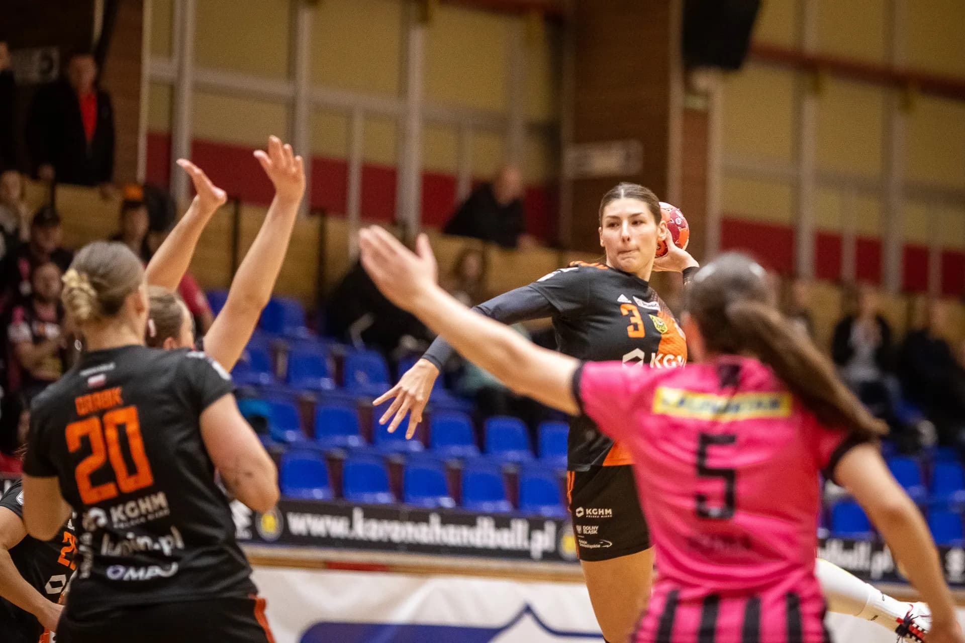 Suzuki Korona Handball – Zagłębie Lubin 17:32