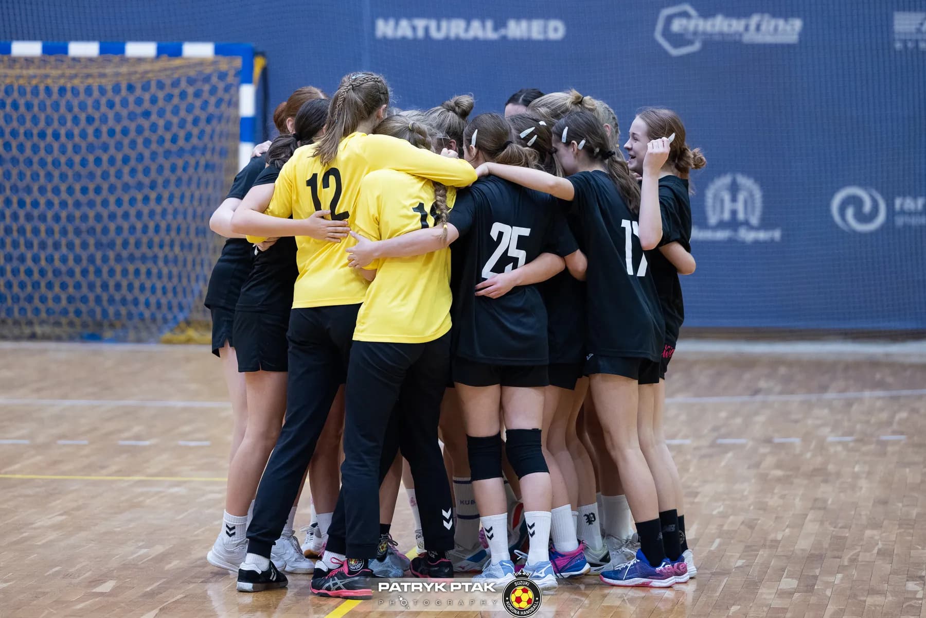 Juniorki młodsze: Korona Handbal Kielce vs. SPR Olkusz