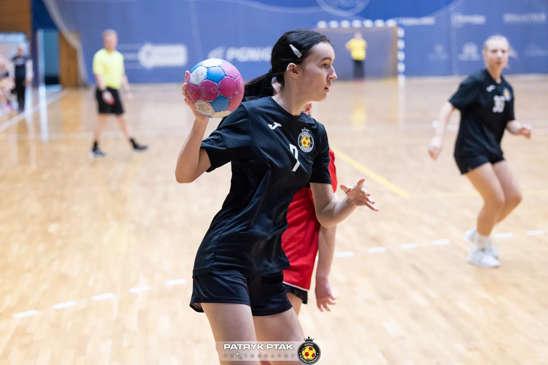 Juniorki młodsze: Korona Handbal Kielce vs. SPR Olkusz