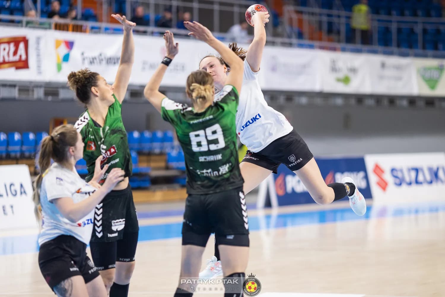 Skrót meczu 8. serii: MKS FunFloor Perła Lublin – Suzuki Korona Handball Kielce