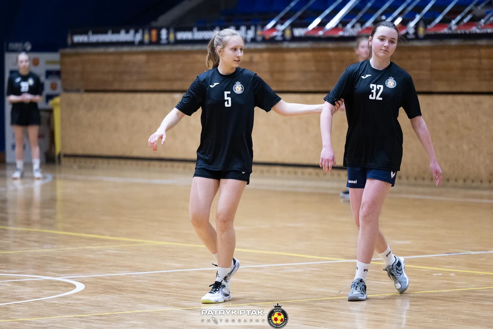 Ferie z piłką ręczną (Juniorki, juniorki młodsze)