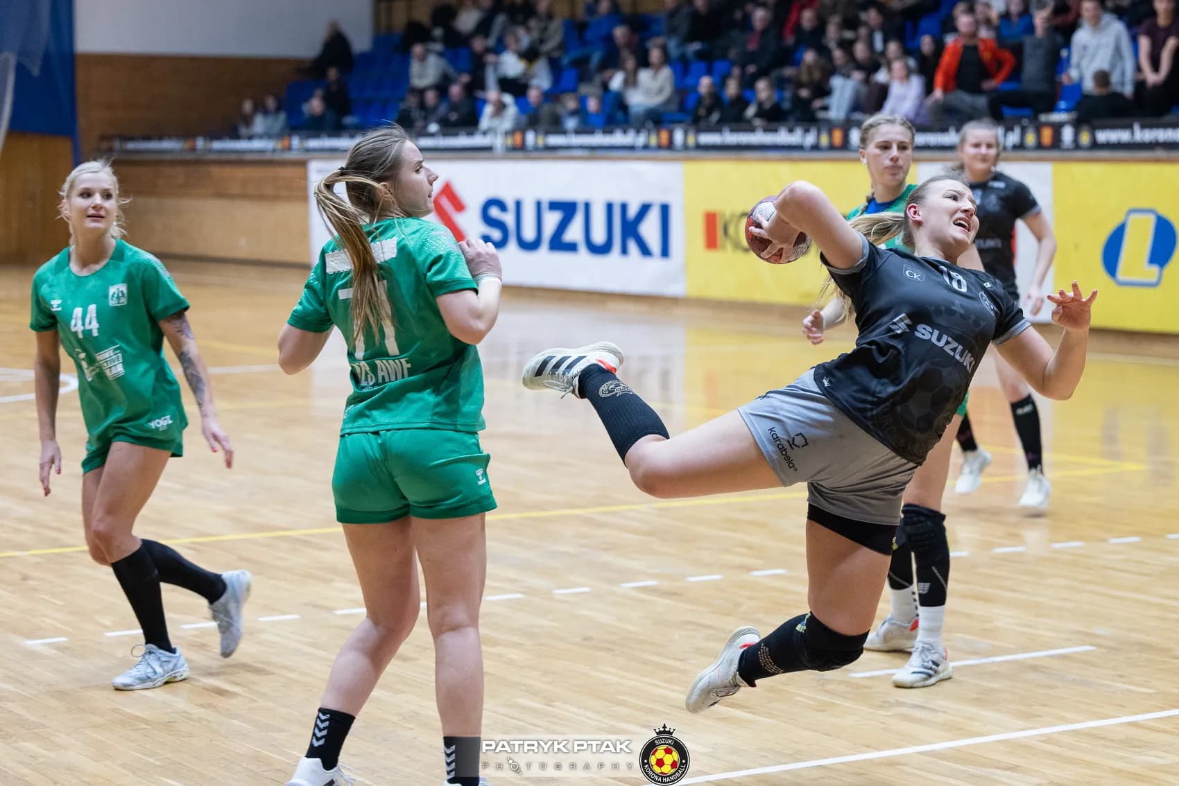 Suzuki Korona Handball Kielce vs Handball Warszawa