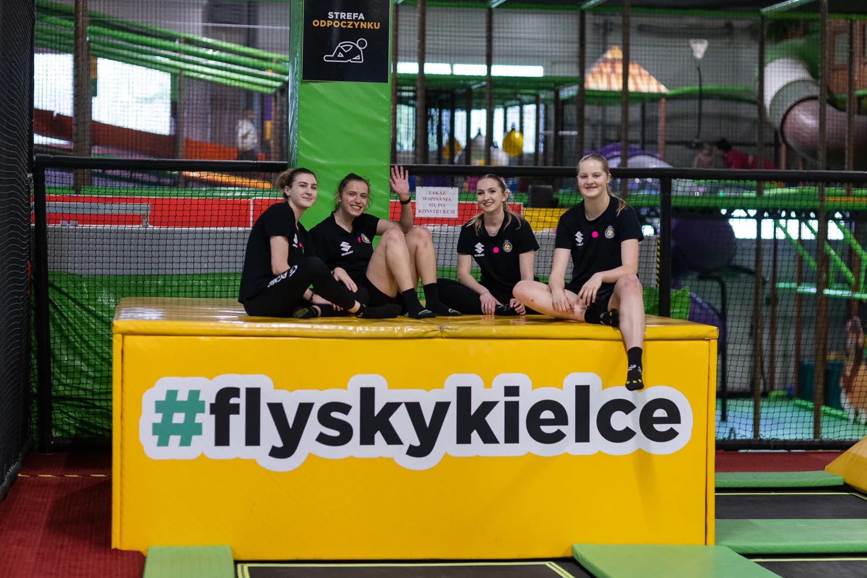 Roztrenowanie: Park Rozrywki FlySky