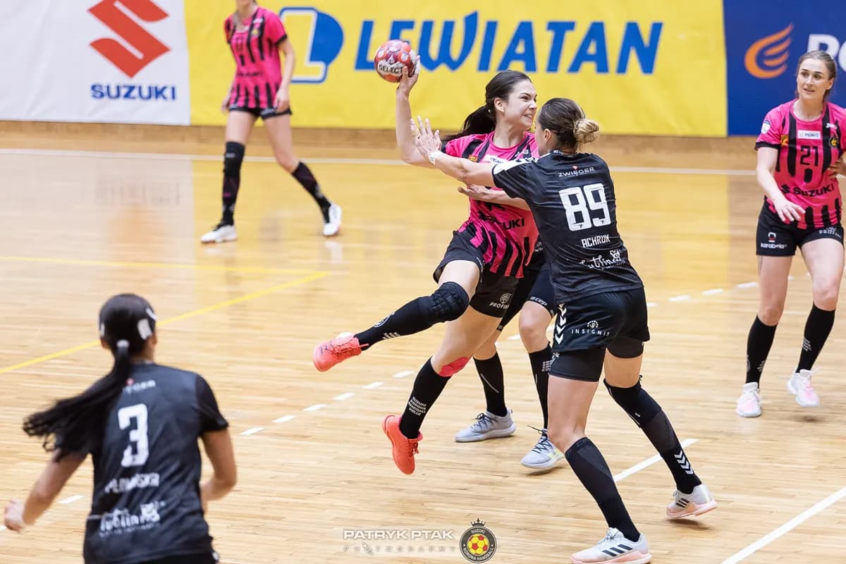 Suzuki Korona Handball Kielce – MKS Funfloor Perła Lublin 22:29