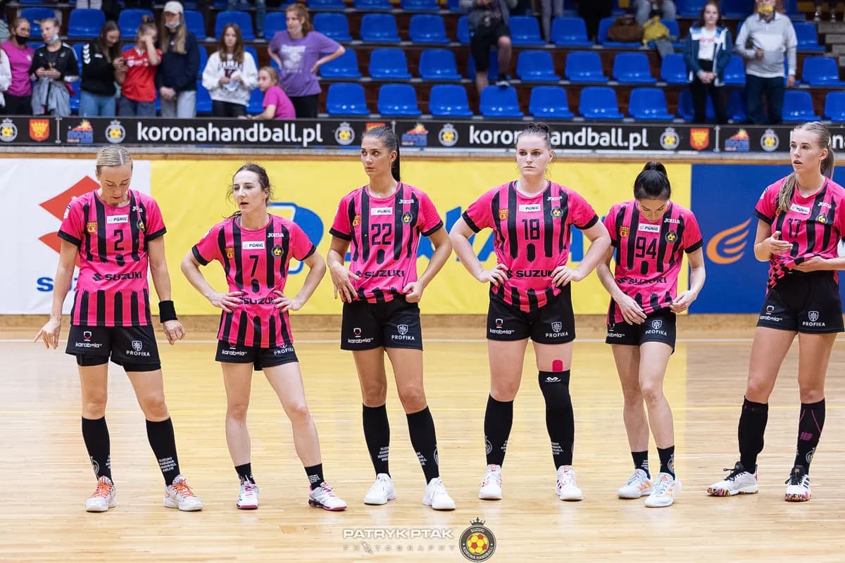 Suzuki Korona Handball Kielce – MKS Funfloor Perła Lublin 22:29