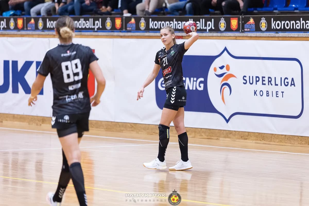 Suzuki Korona Handball Kielce – MKS Funfloor Perła Lublin 22:29