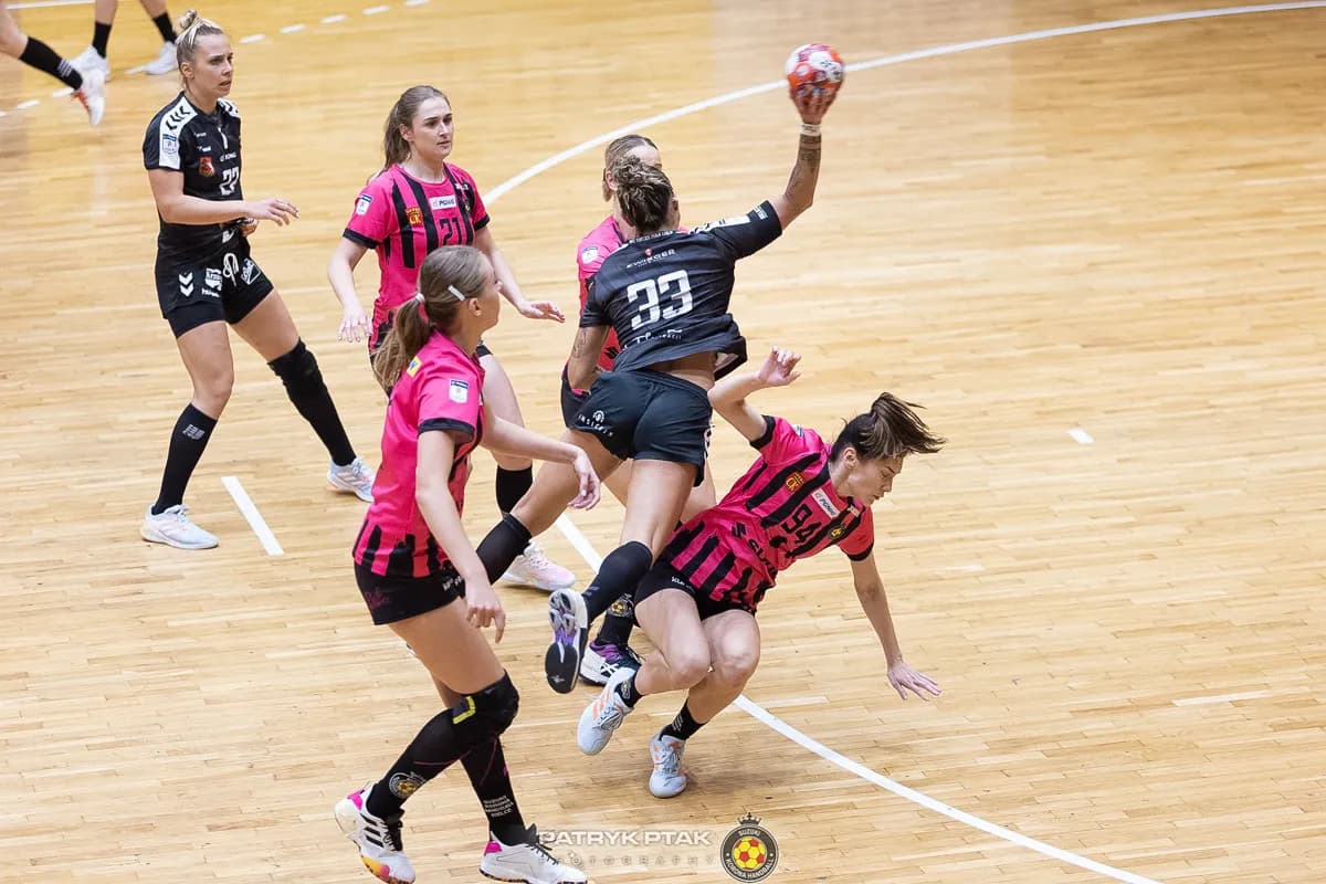 Suzuki Korona Handball Kielce – MKS Funfloor Perła Lublin 22:29