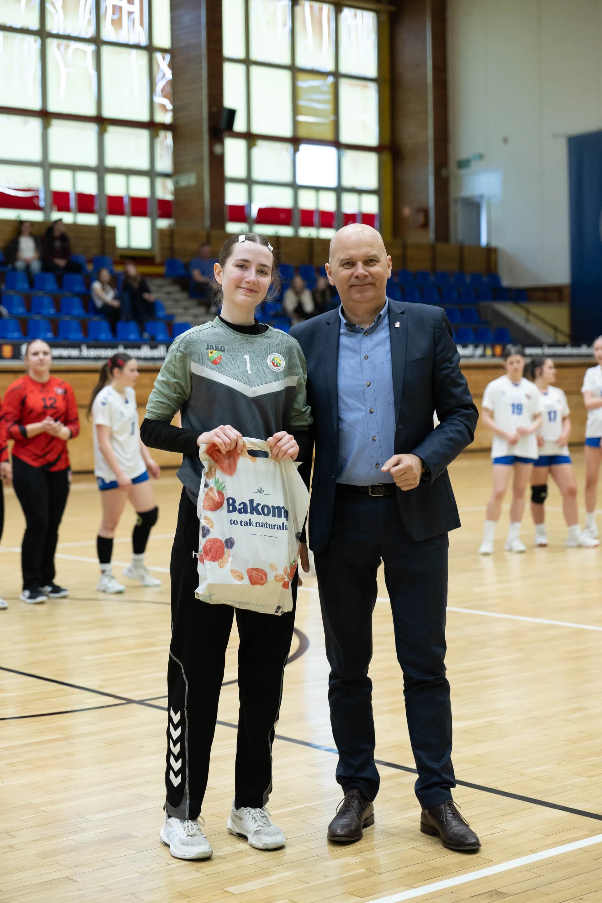 Zdjęcia z turnieju 1/8 Mistrzostw Polski Juniorek Młodszych